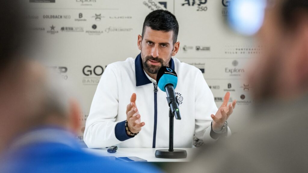 Djokovic concedeu entrevista coletiva nesta terça-feira (20).