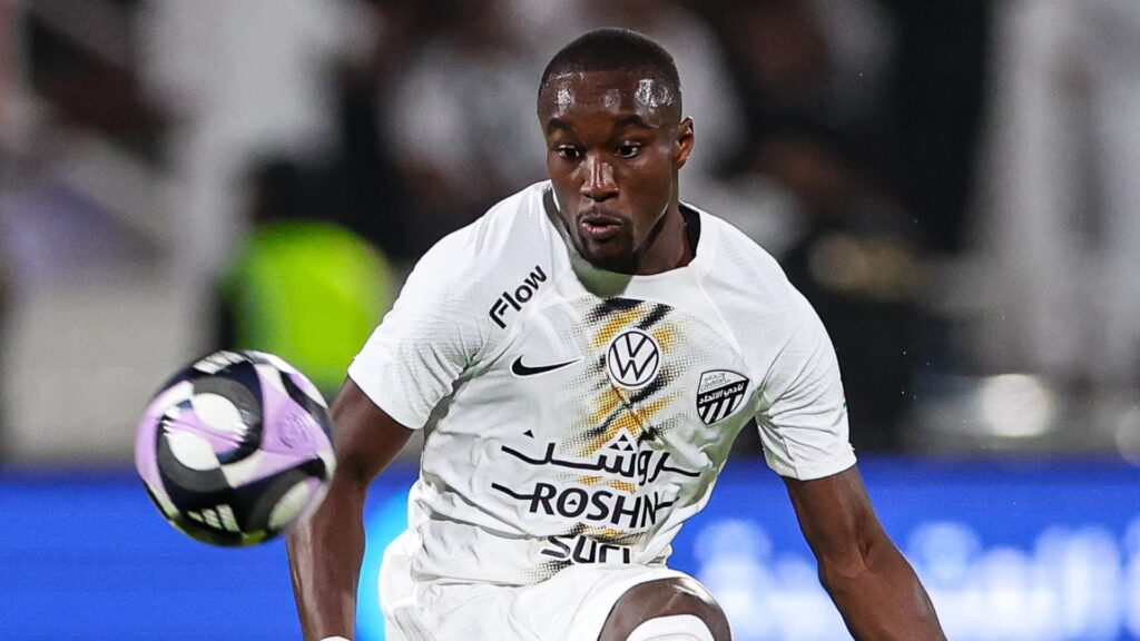 Moussa Diaby marcou duas vezes na vitória do Al-Ittihad.