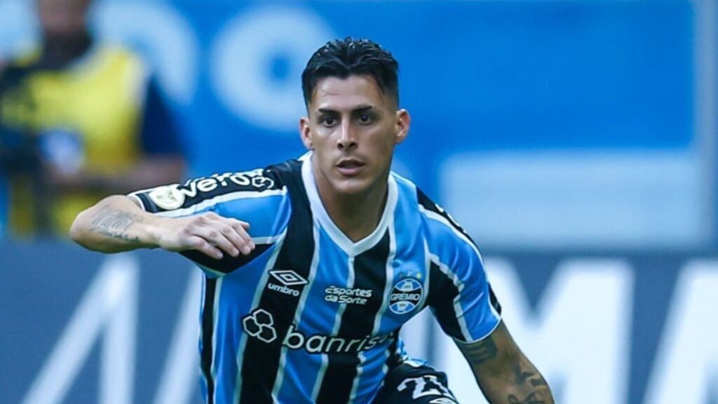 Pavón, atacante do Grêmio