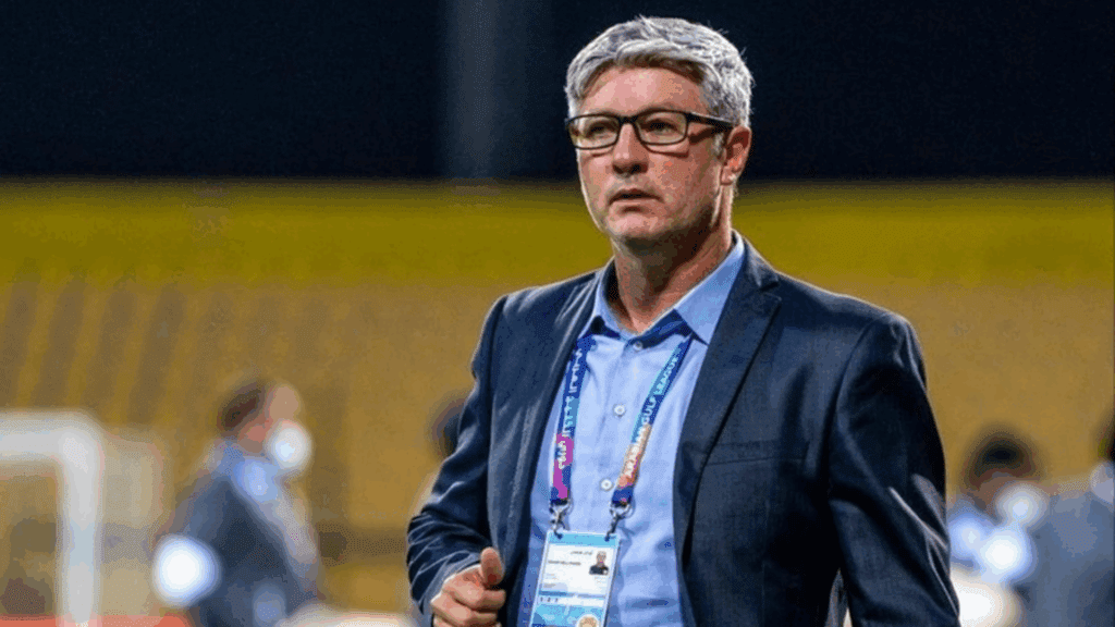 Odair Hellmann volta ao futebol brasileiro após dois anos