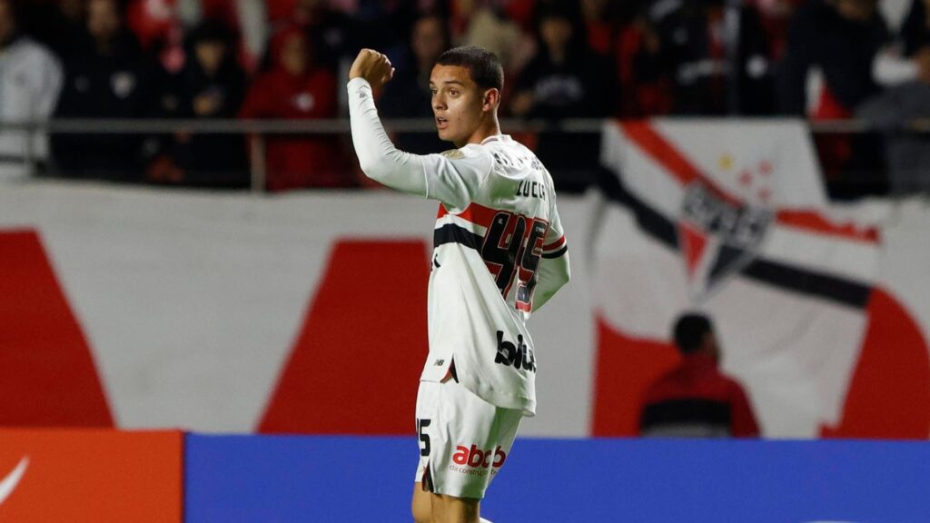 Lucca, atacante do São Paulo