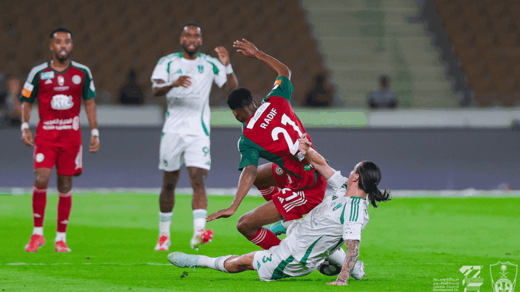 Al-Ettifaq bate Al-Hilal de virada pelo Campeonato Saudita