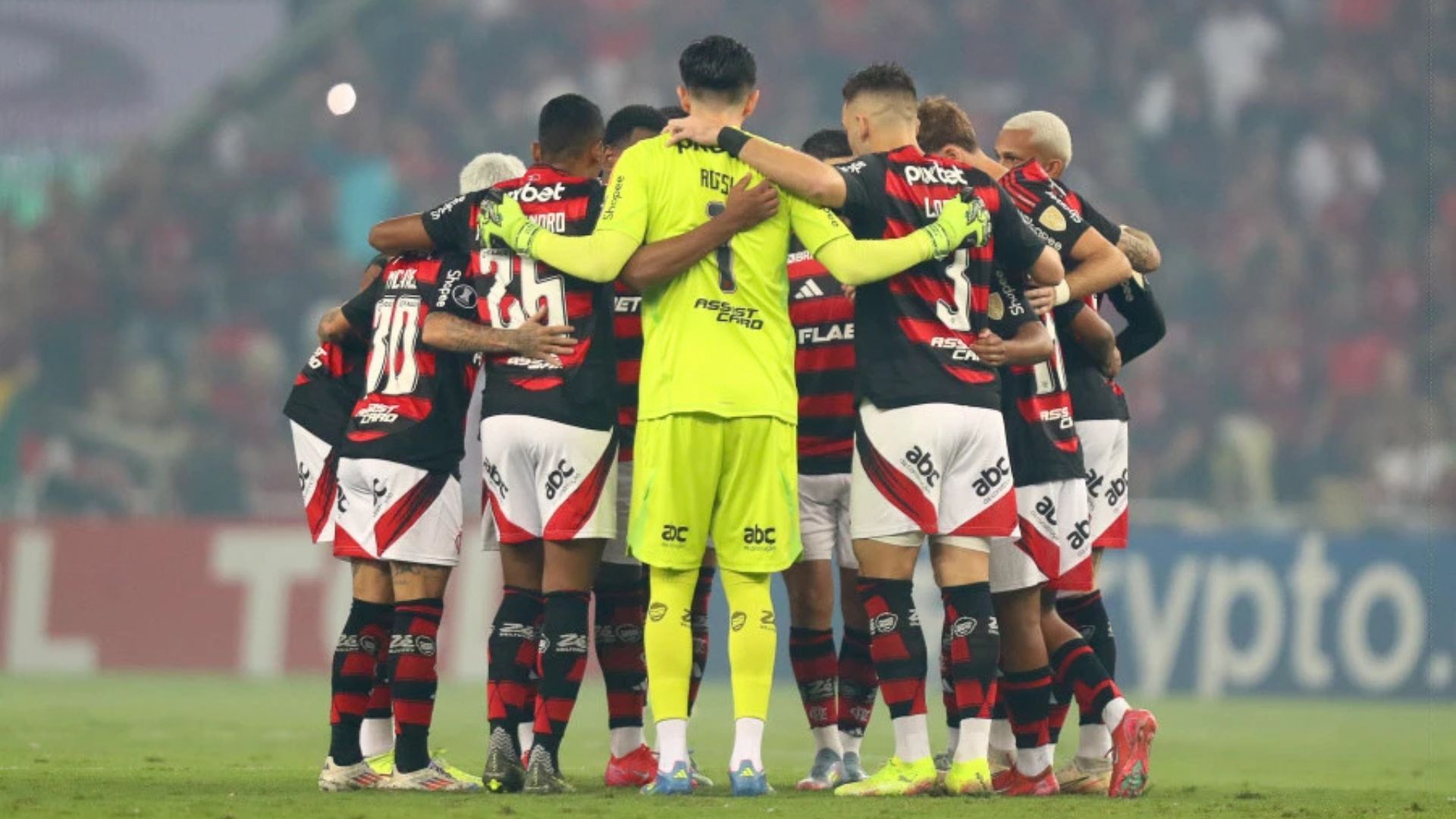 Líder da Série A, Flamengo é o time entre todas as ligas nacionais que mais cedeu jogadores na convocação de Ancelotti