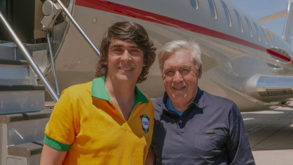 Diego Fernandes e Ancelotti.