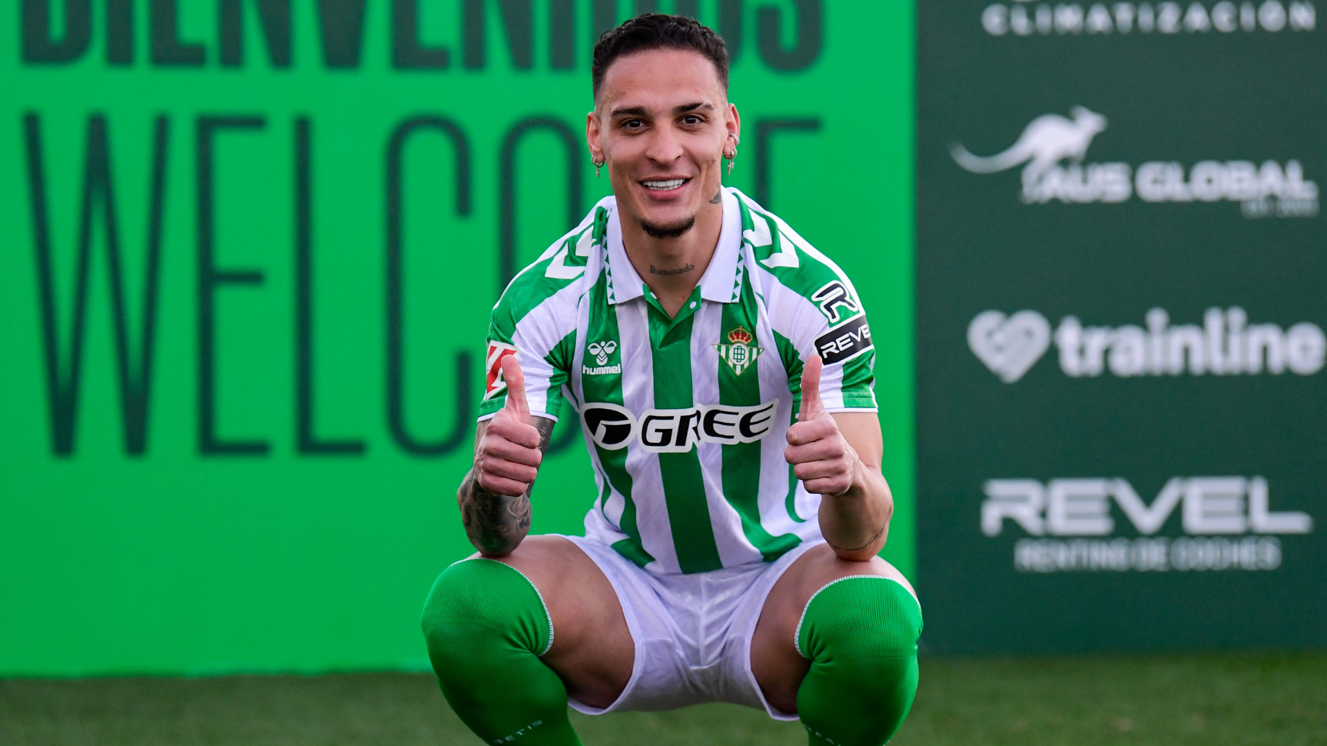 Antony é um dos destaques da campanha do Bétis na Conference League