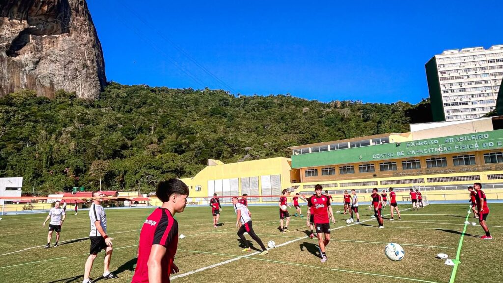 Melgar treinando no Rio de Janeiro