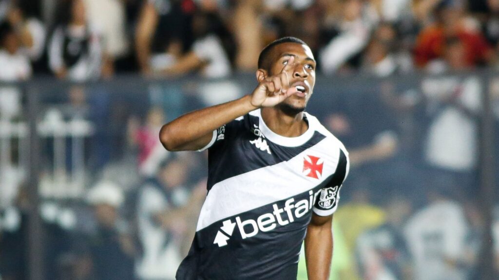 Rayan deu início à vitória do Vasco sobre o Melgar.