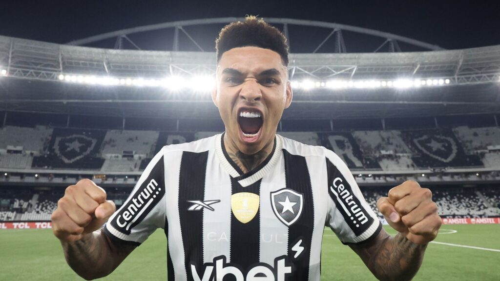 Igor Jesus, atacante do Botafogo.