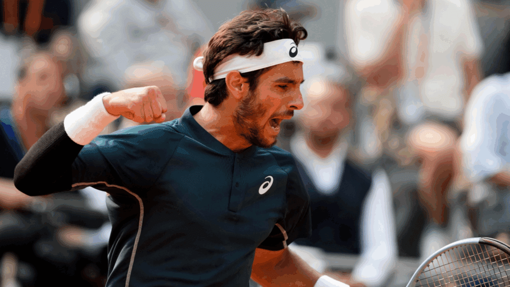 Lorenzo Musetti atingiu mais uma semifinal o saibro em 2025