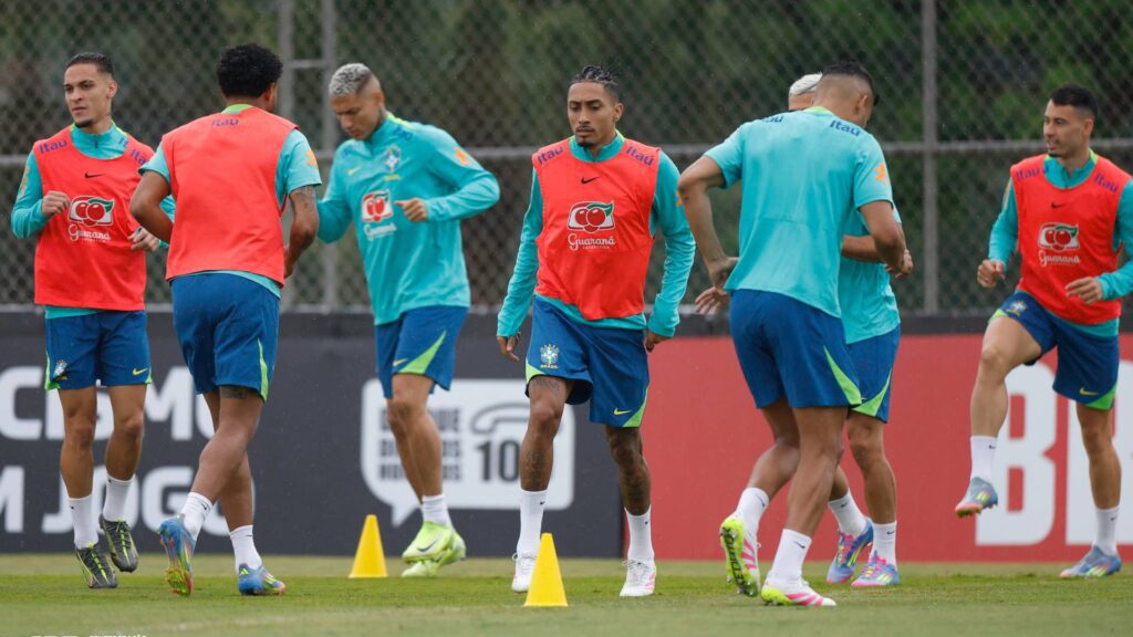 O Brasil realizou o primeiro treino sob comando de Ancelotti na segunda-feira (2). Foto: Rafael Ribeiro/CBF