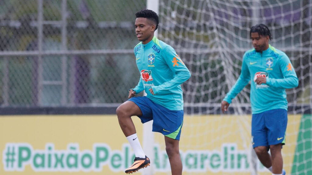 Estêvão foi elogiado por Ancelotti antes do jogo contra o Equador.
