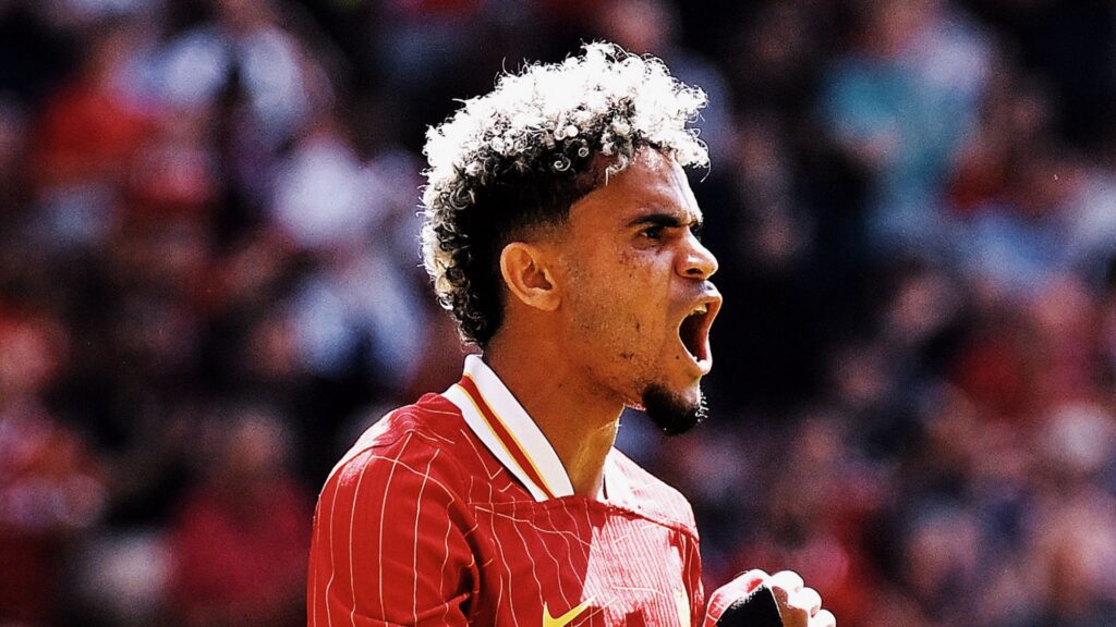 Luis Díaz, alvo do Barcelona, comemora gol pelo Liverpool
