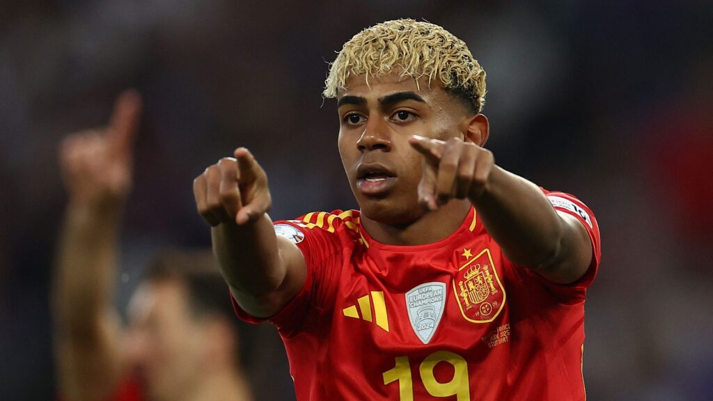 Lamine Yamal em Espanha x França.