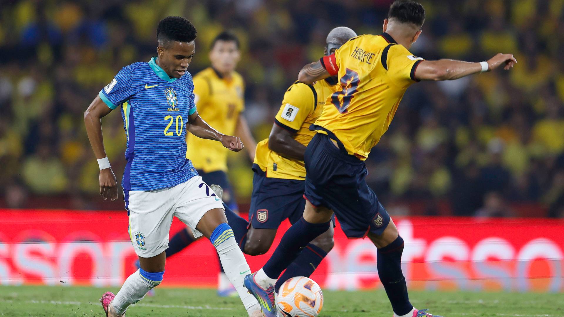 A seleção brasileira saiu de campo sem gols na estreia de Ancelotti. Foto: Rafael Ribeiro/CBF