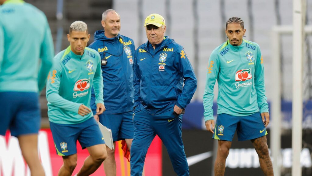 Treino da Seleção Brasileira na Neo Química Arena.