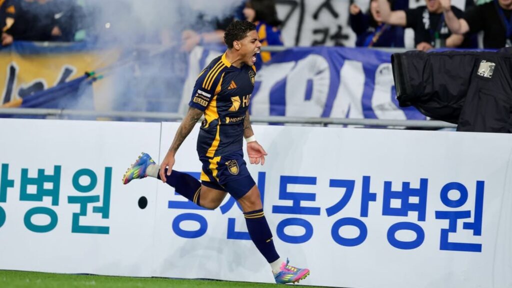 Erick Farias, destaque do Ulsan.