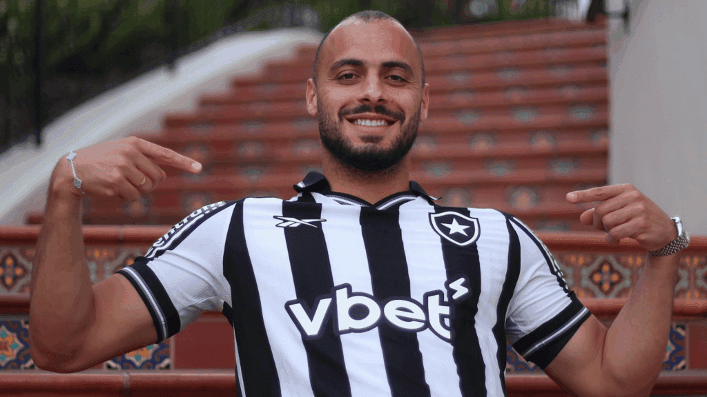 Arthur Cabral foi a contratação mais cara de um time brasileiro pára a Copa do Mundo de Clubes