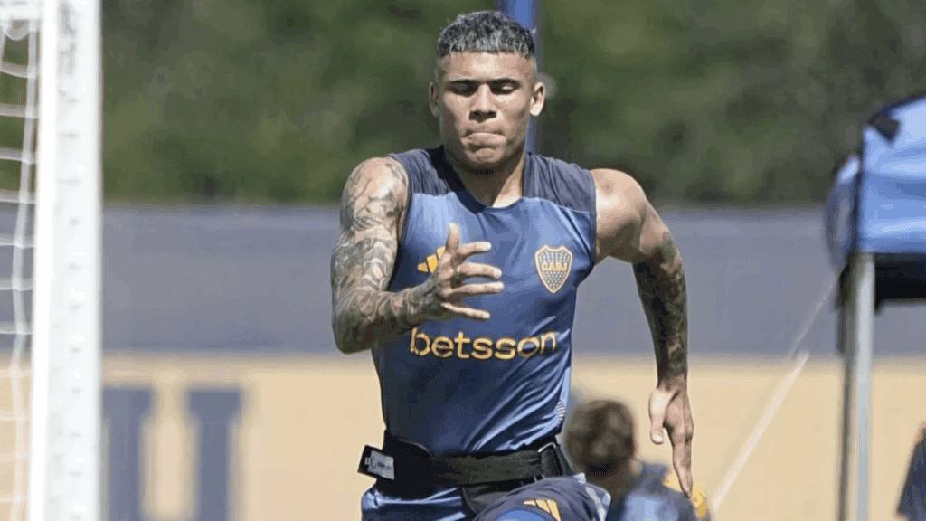 Ayrton Costa, zagueiro do Boca Juniors