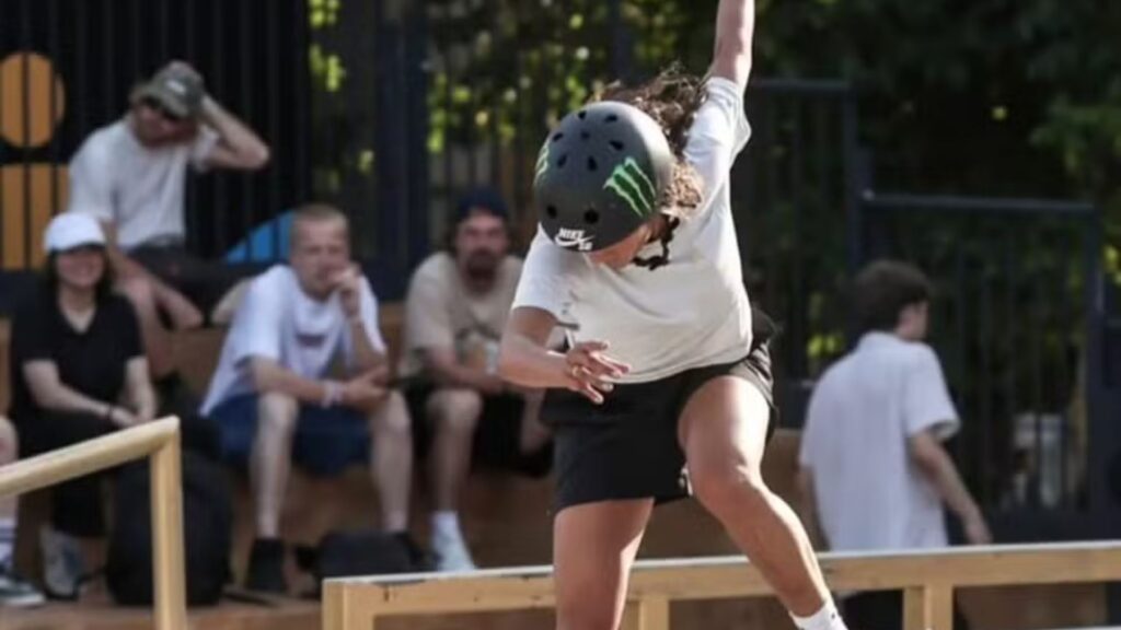 Rayssa Leal na Copa do Mundo de Skate Street de Roma (Foto: Reprodução)
