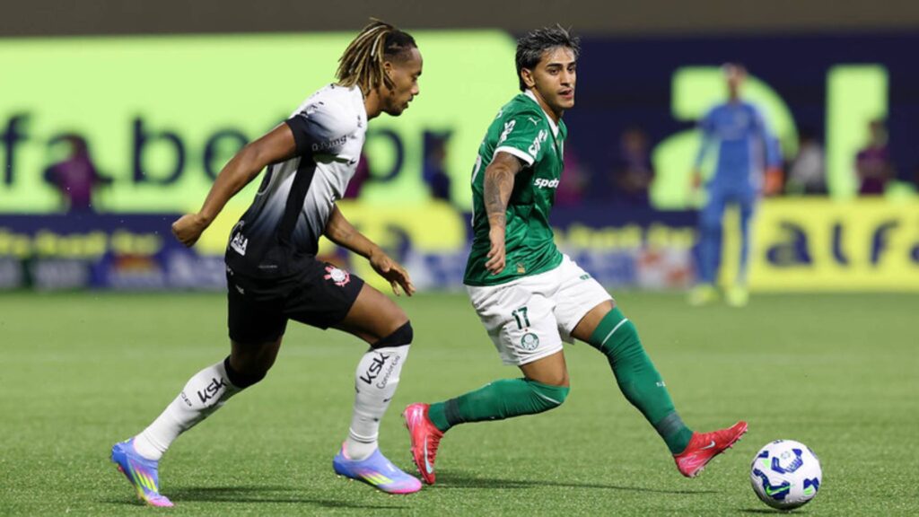 Derby contra o Corinthians rendeu multas ao time palmeirense. Foto: Cesar Greco/ Palmeiras