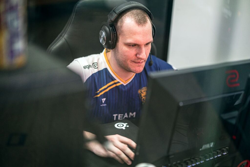 Team Vitality UNFAKE