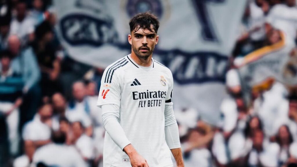 Asencio em jogo do Real Madrid.