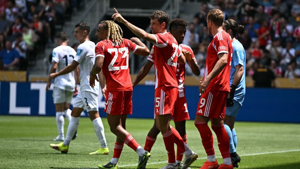 Bayern de Munique 10 x 0 Auckland City.