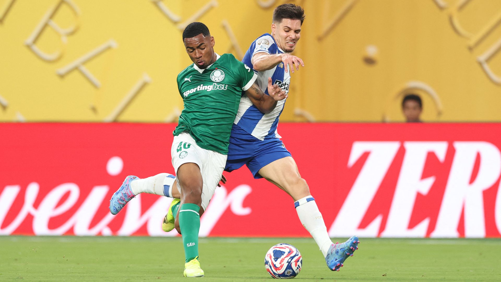 Palmeiras e Porto empataram em duelo entre Sul-Americanos e Europeus