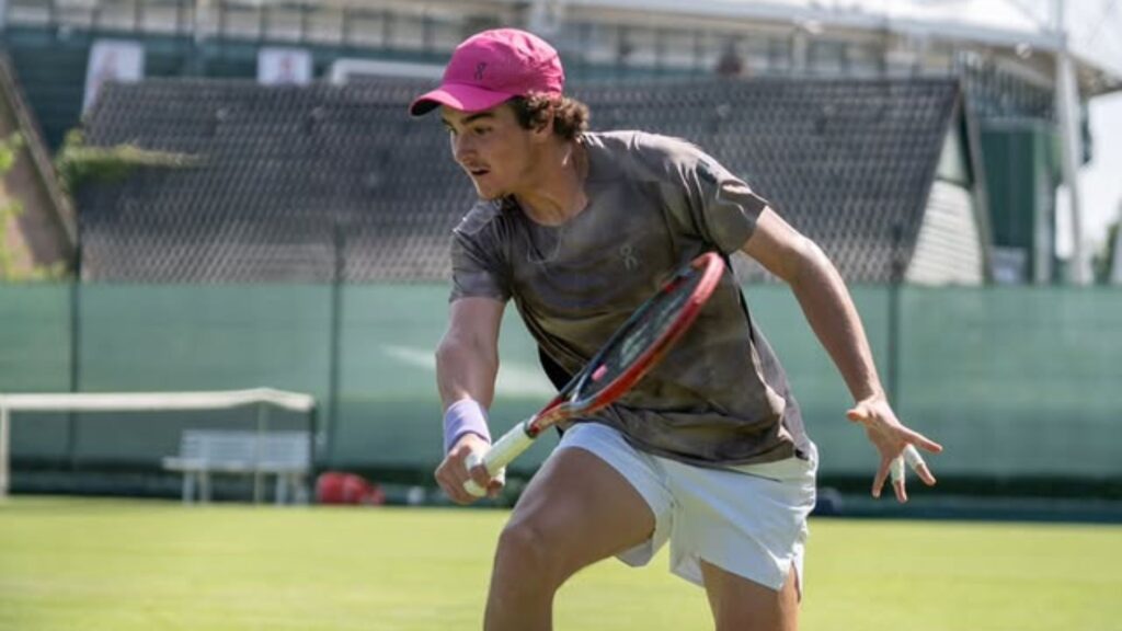 João Fonseca no ATP 500 de Halle (Foto: Reprodução)