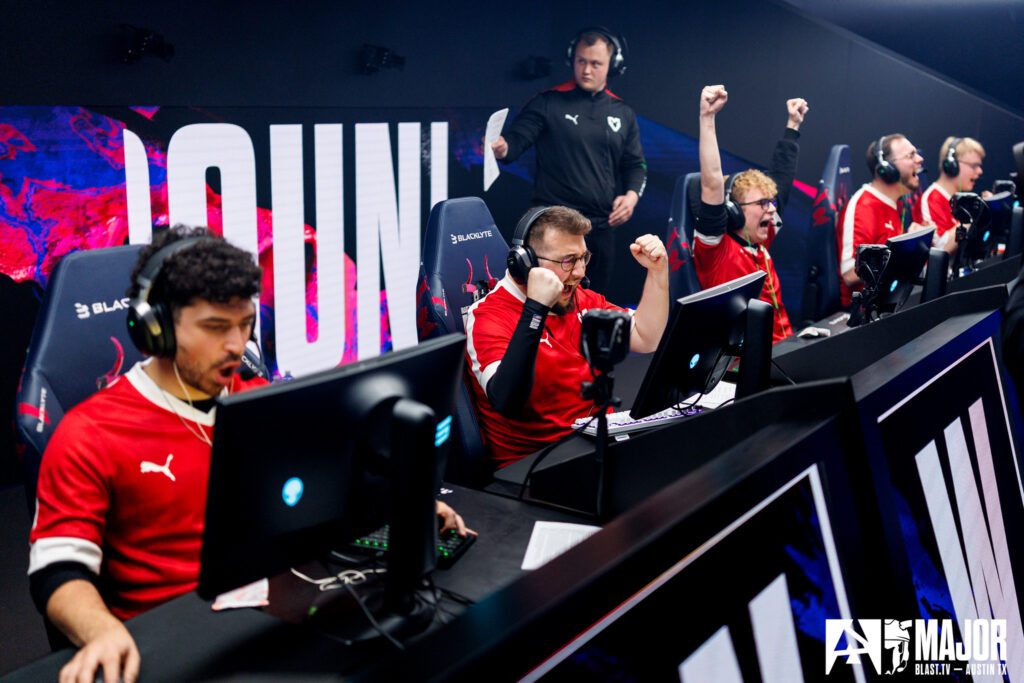 MOUZ