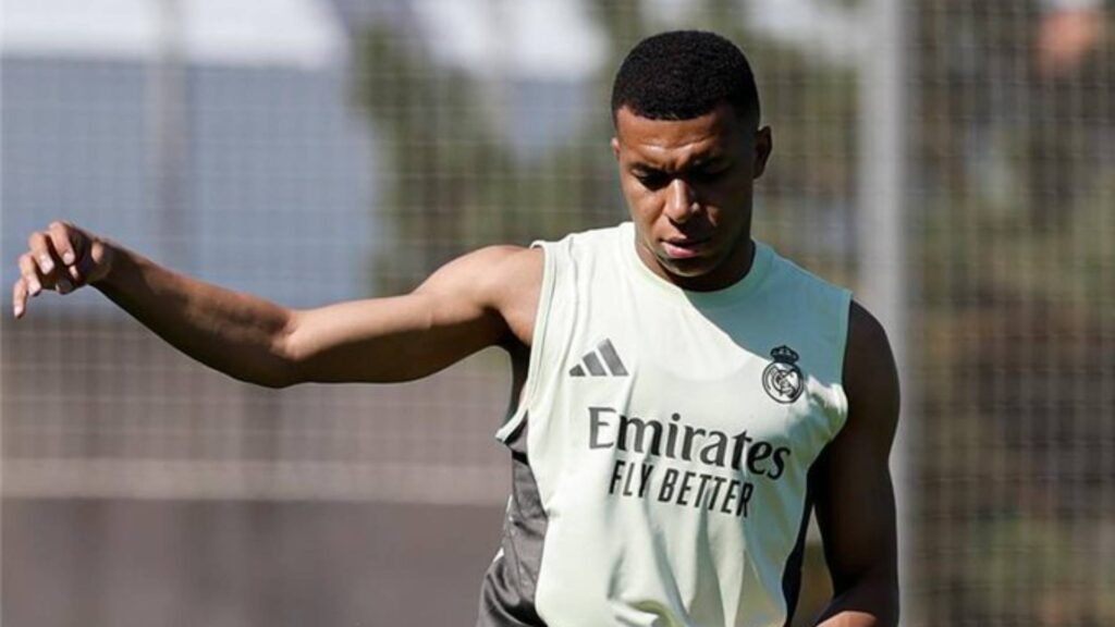 Mbappé deve ficar à disposição de Xabi Alonso para o próximo jogo. Foto: Reprodução/X