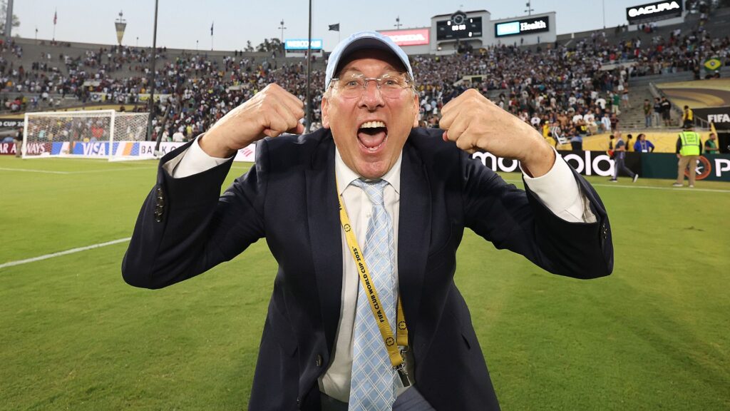 John Textor após vitória do Botafogo contra o PSG sob o comando de Renato Paiva