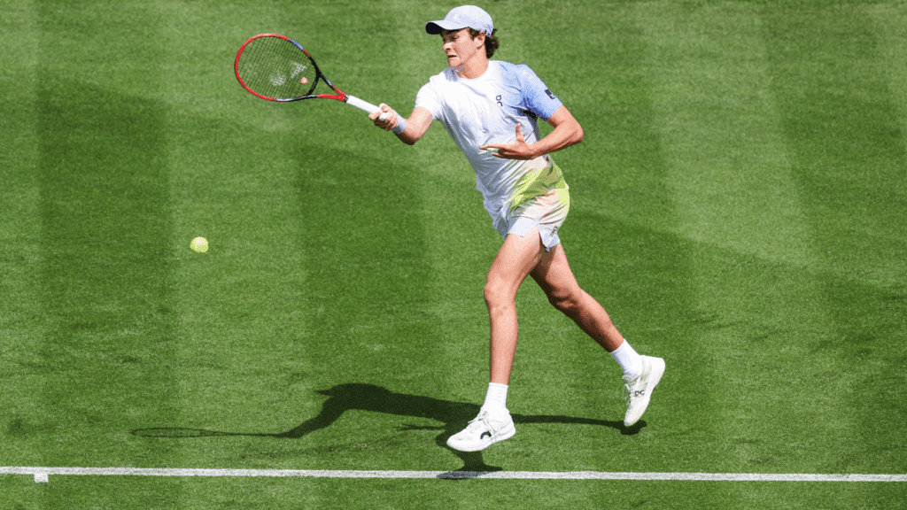 João Fonseca vence sua primeira partida de grama na carreira