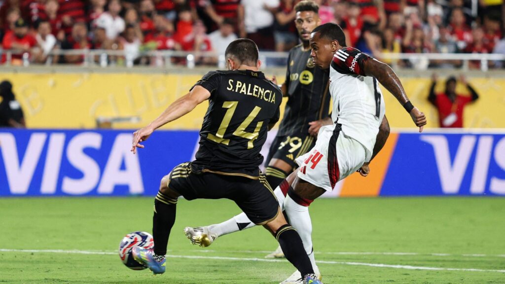 Wallace Yan marcou o gol do Flamengo.