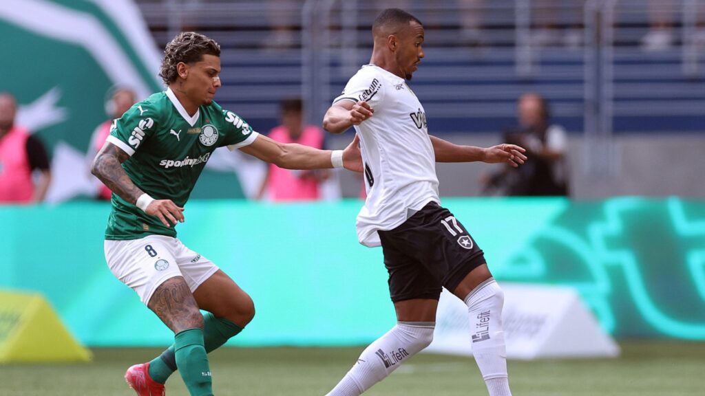 Palmeiras e Botafogo se enfrentam pelas oitavas da Copa do Mundo de Clubes (Foto: Vítor Silva/BFR)