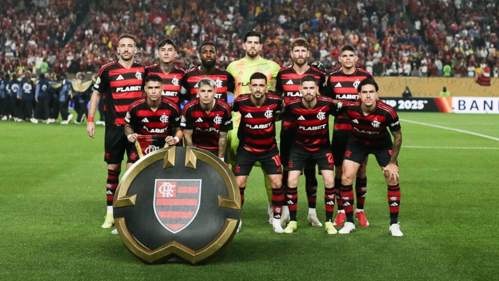 Time do Flamengo antes do jogo contra o Espérance.