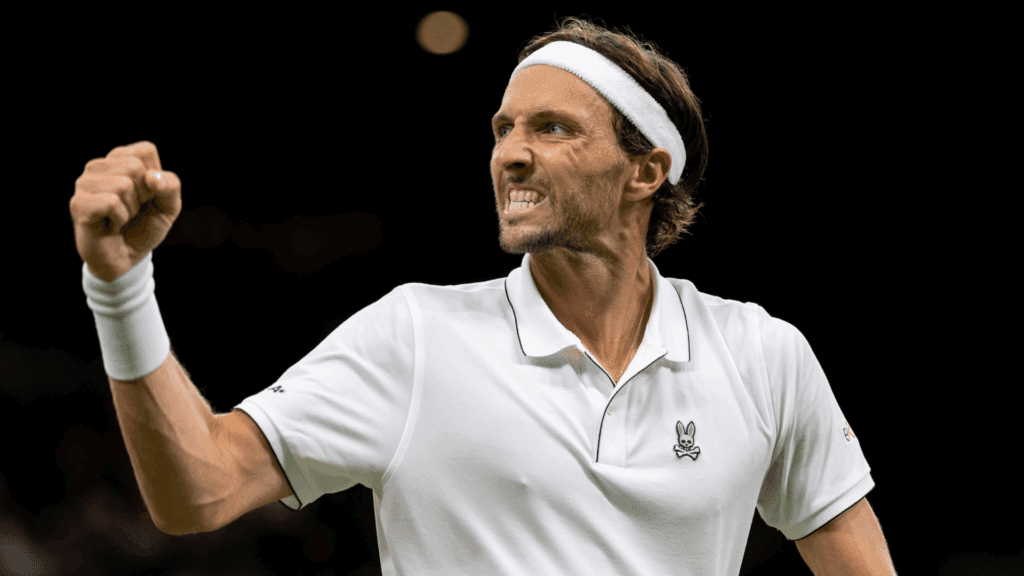 Arthur Rinderknech impôs derrota a Zverev em jogo de cinco sets na primeira rodada de Wimbledon