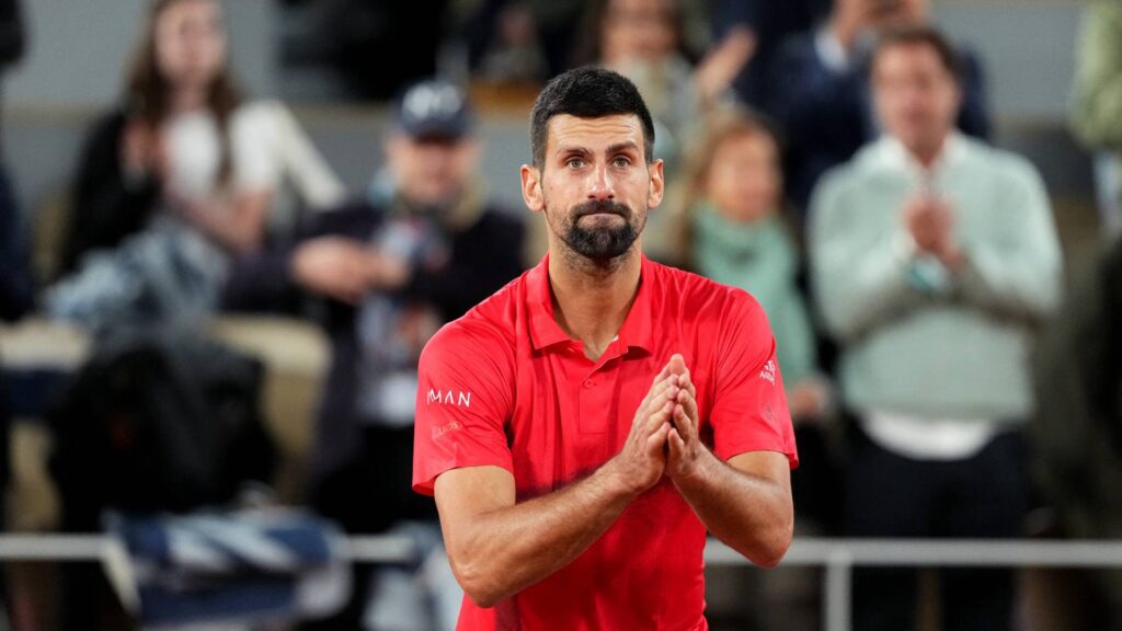Djokovic avançou para as quartas de final na grama de Wimbledon. Foto: Dimitar DILKOFF / AFP