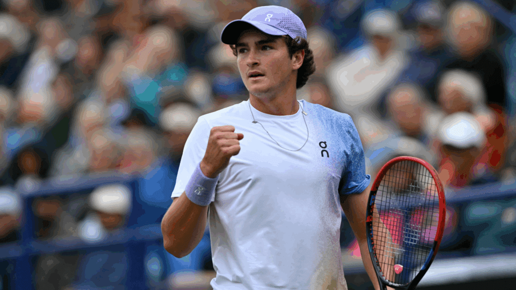 João Fonseca avança para a terceira fase de Wimbledon