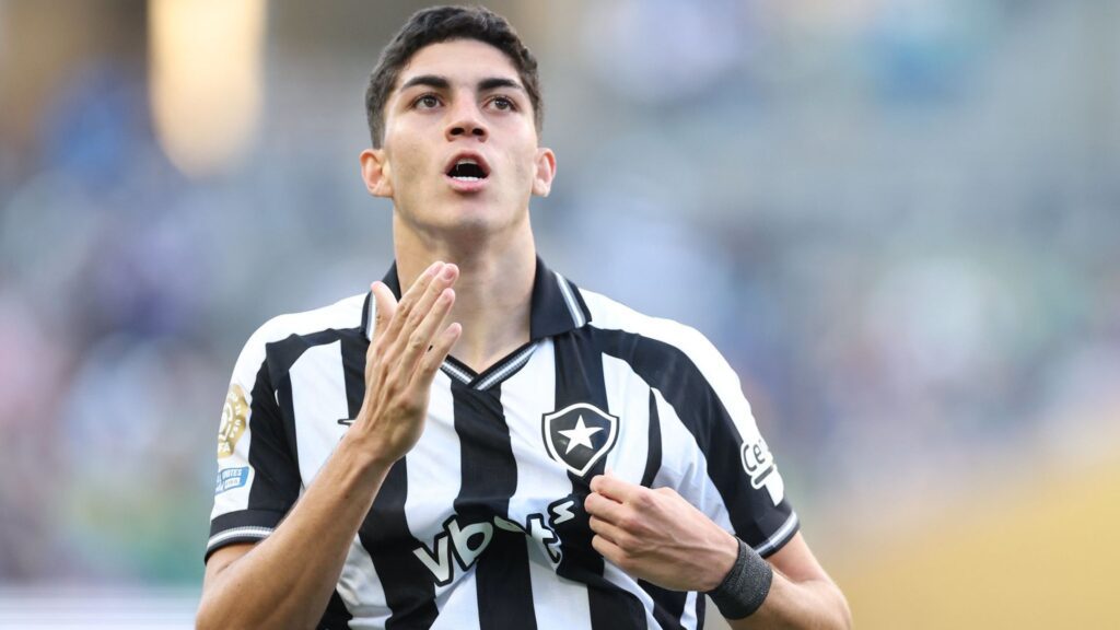 Jair vai deixar o Botafogo rumo ao Nottingham Forest (Foto: Vítor Silva/BFR)