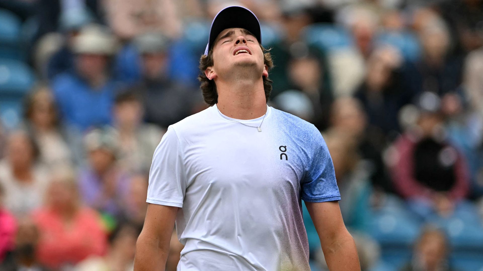 João Fonseca caiu na 3ª rodada, mas fez história em Wimbledon (Foto: Glyn Kirk/AFP)