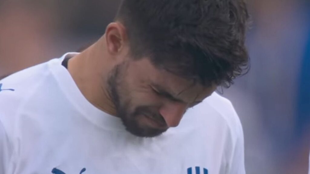 Português Rúben Neves se emocionou durante homenagem a Diogo Jota (Foto: Reprodução)