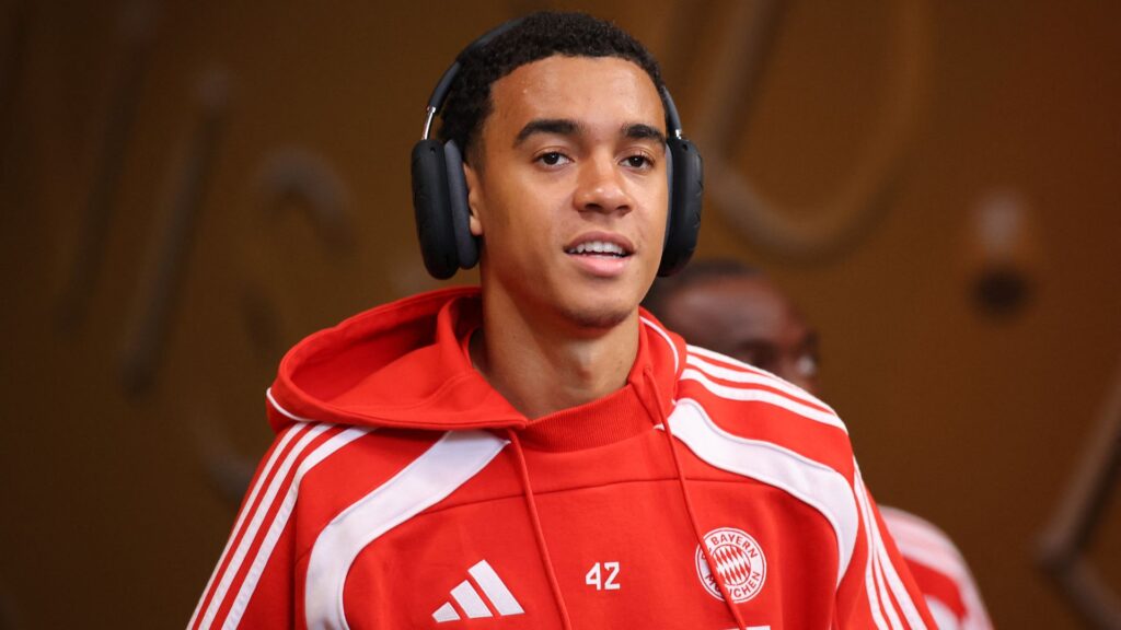 Jamal Musiala, atacante do Bayern de Munique (Foto: Alex Grimm/Getty Images via AFP)