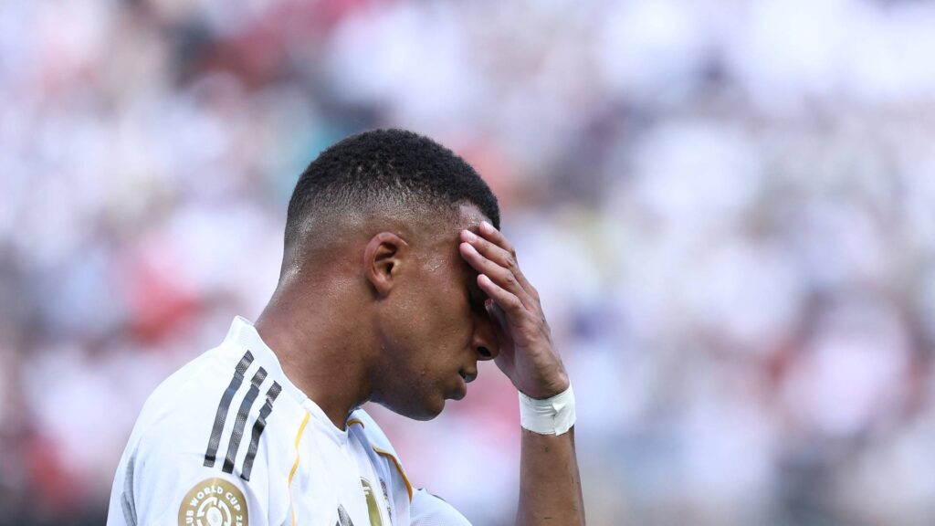 O Real Madrid levou sufoco na primeira etapa. Foto: FRANCK FIFE / AFP