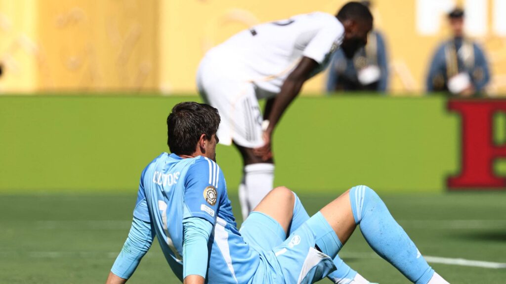 Defesa do Real Madrid viveu uma das suas piores temporadas. Foto: FRANCK FIFE / AFP
