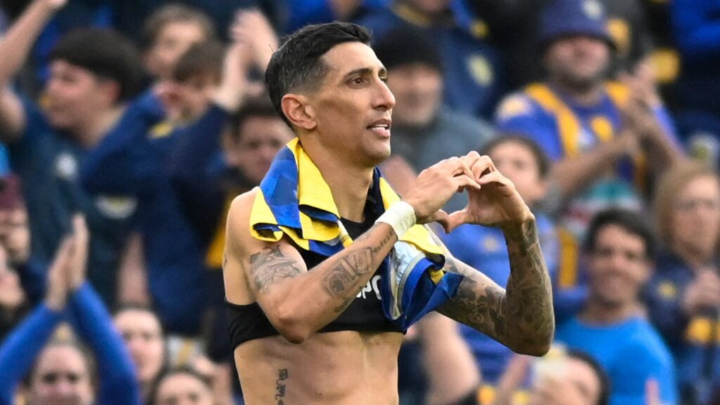 Di María comemora gol pelo Rosario Central
