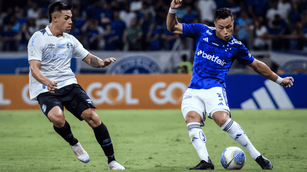 Cruzeiro e Grêmio se enfrentaram na Série A do ano passado