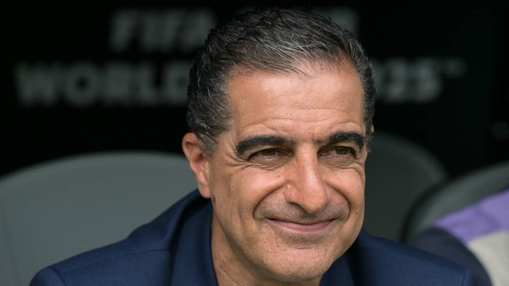 Renato Paiva assinou contrato com o Fortaleza até dezembro de 2026. Foto: JUAN MABROMATA / AFP