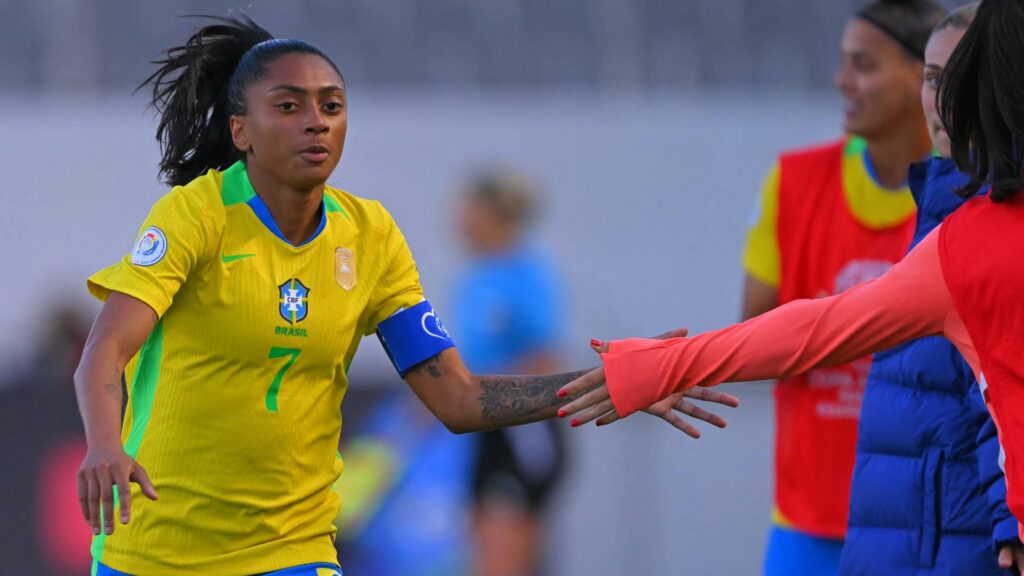 Kerolin, capitã da seleção, desabafou nas redes sociais. Foto: Rodrigo BUENDIA / AFP
