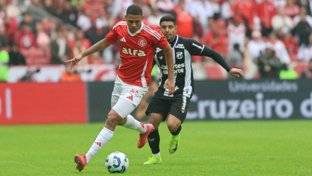 Internacional venceu o Ceará pelo Brasileirão (Foto: Ricardo Duarte/SCI)